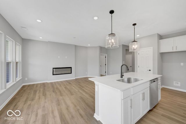 5504 Aspen Wood Lane, Indianapolis, IN 46239