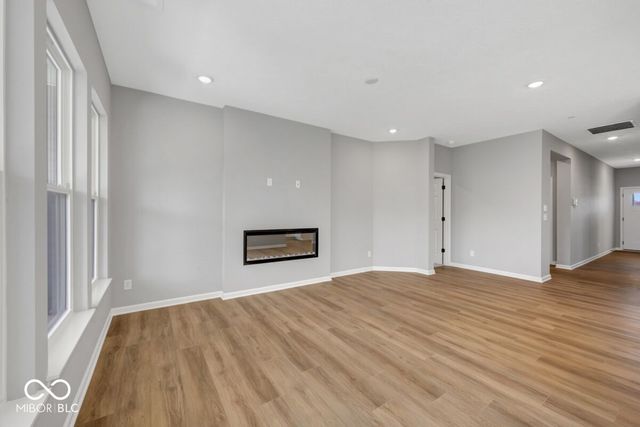 5504 Aspen Wood Lane, Indianapolis, IN 46239