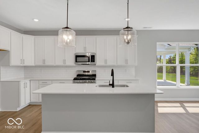 5504 Aspen Wood Lane, Indianapolis, IN 46239