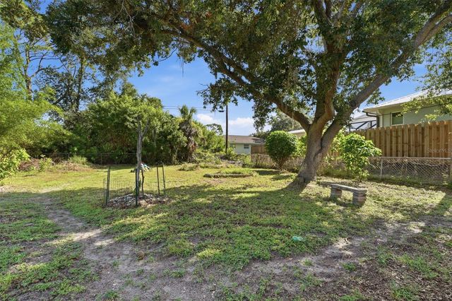 1112 BARBOUR AVENUE, Port Charlotte, FL 33948