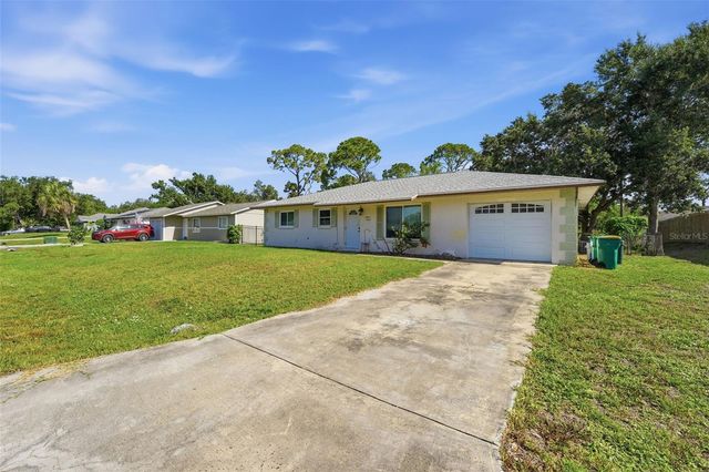 1112 BARBOUR AVENUE, Port Charlotte, FL 33948