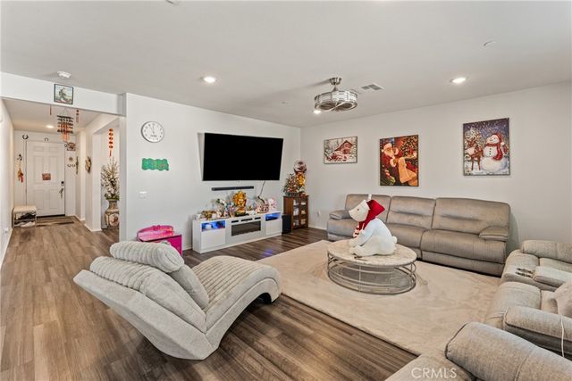 9623 Lasorda Court, Riverside, CA 92503