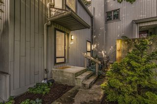 2174 Overlook Court, Ann Arbor, MI 48103