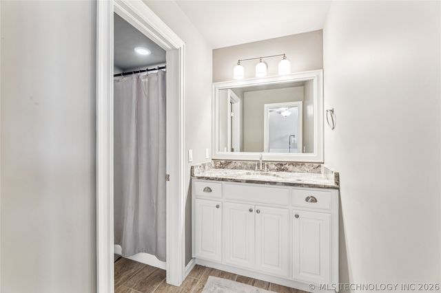 12373 S 105th Avenue E, Bixby, OK 74008