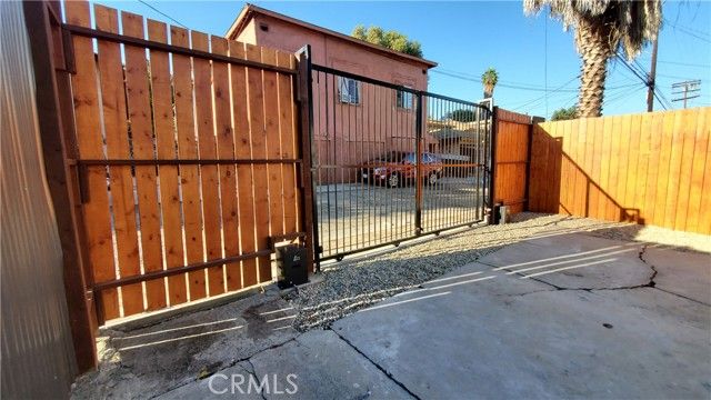 5129 Alhambra Avenue, Los Angeles, CA 90032