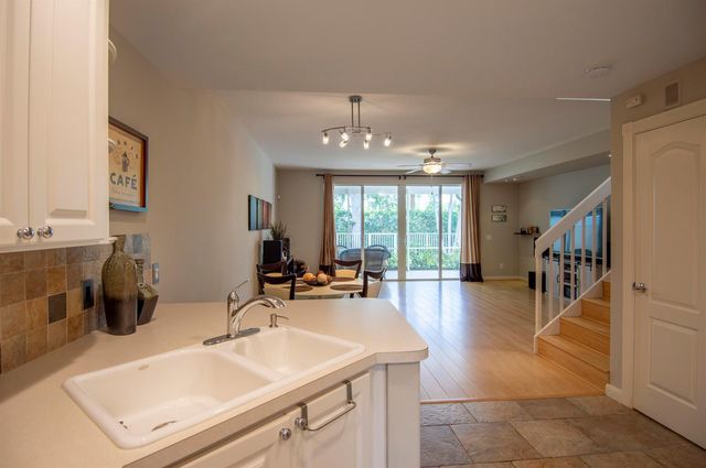 504 Capistrano Drive, Palm Beach Gardens, FL 33410