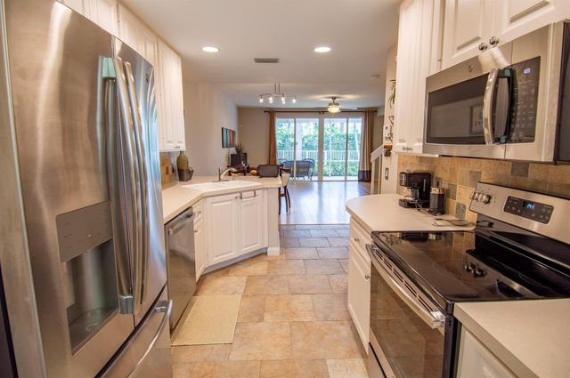 504 Capistrano Drive, Palm Beach Gardens, FL 33410
