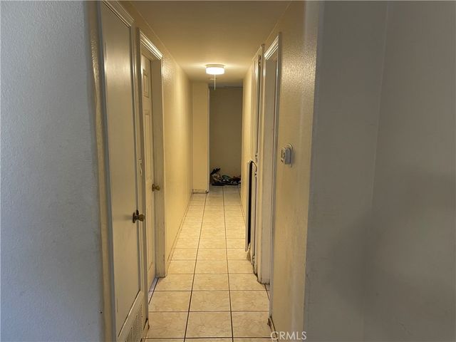 1079 S Clifpark Circle, Anaheim, CA 92805