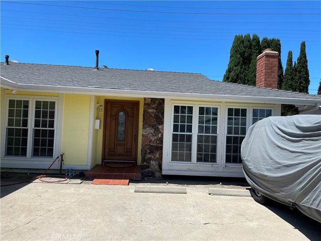 1079 S Clifpark Circle, Anaheim, CA 92805