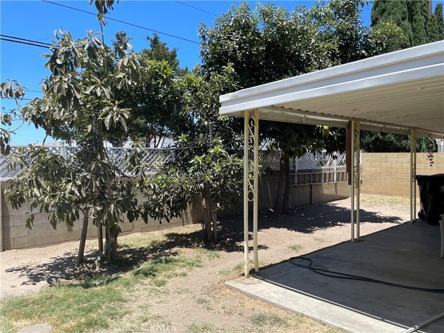 1079 S Clifpark Circle, Anaheim, CA 92805