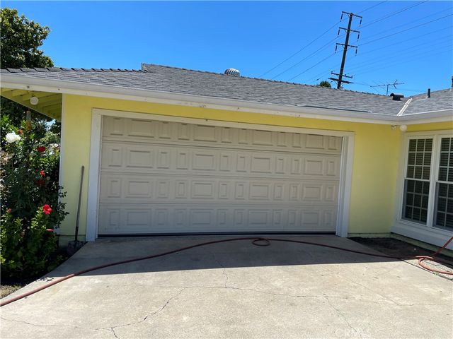 1079 S Clifpark Circle, Anaheim, CA 92805