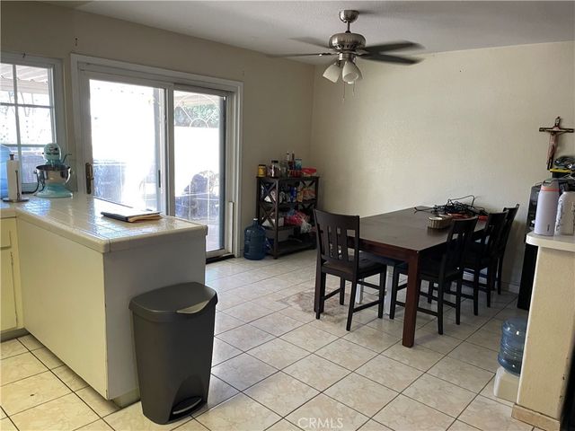 1079 S Clifpark Circle, Anaheim, CA 92805