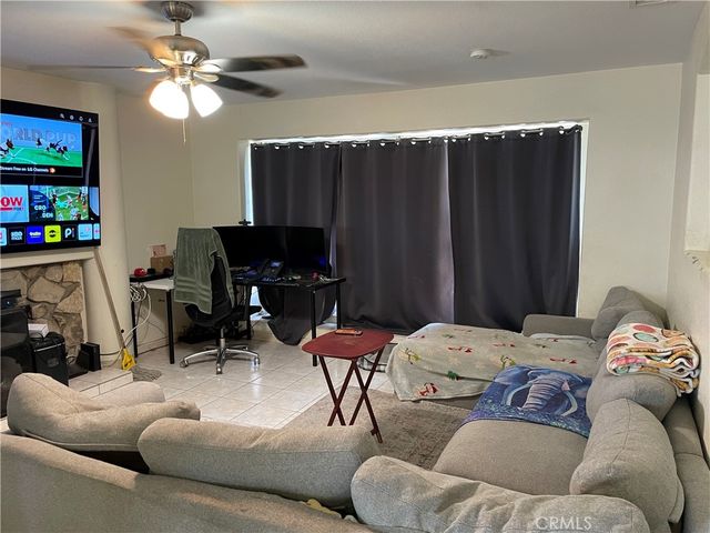 1079 S Clifpark Circle, Anaheim, CA 92805