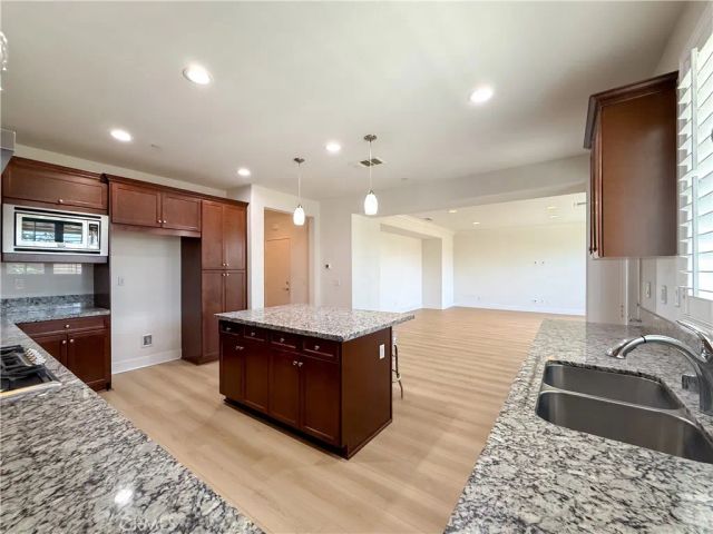 11578 Solaire Way, Chino, CA 91710