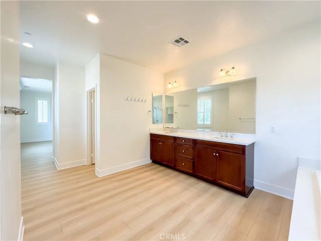 11578 Solaire Way, Chino, CA 91710