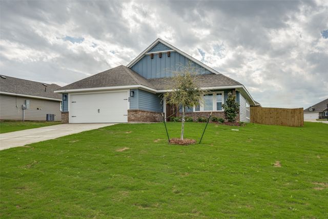 313 Sam Drive, Hillsboro, TX 76645