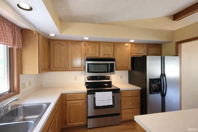 1116 Cherry Hills Drive, Mount Vernon, IN 47620