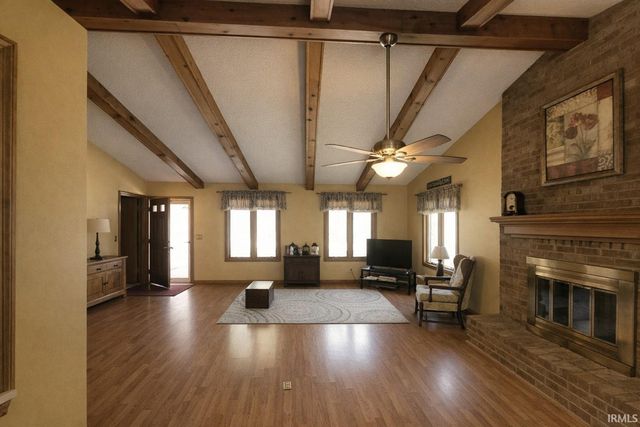 1116 Cherry Hills Drive, Mount Vernon, IN 47620