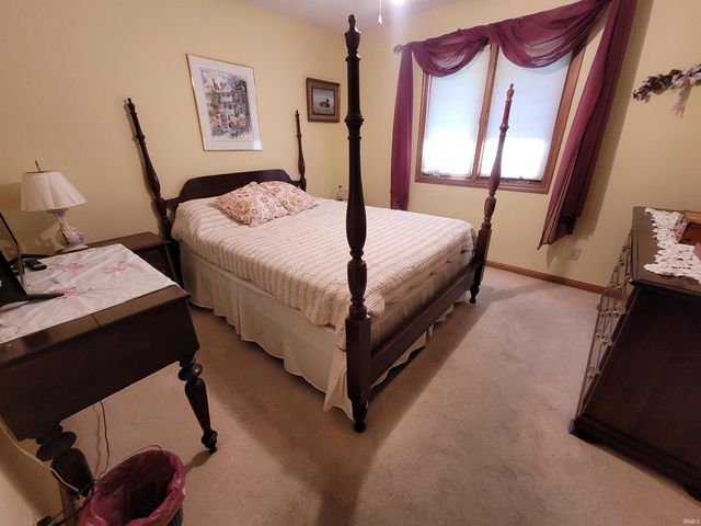 1116 Cherry Hills Drive, Mount Vernon, IN 47620