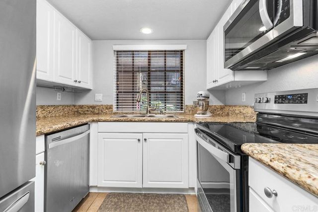 25551 Indian Hill Lane A, Laguna Hills, CA 92653