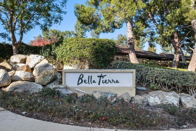 25551 Indian Hill Lane A, Laguna Hills, CA 92653