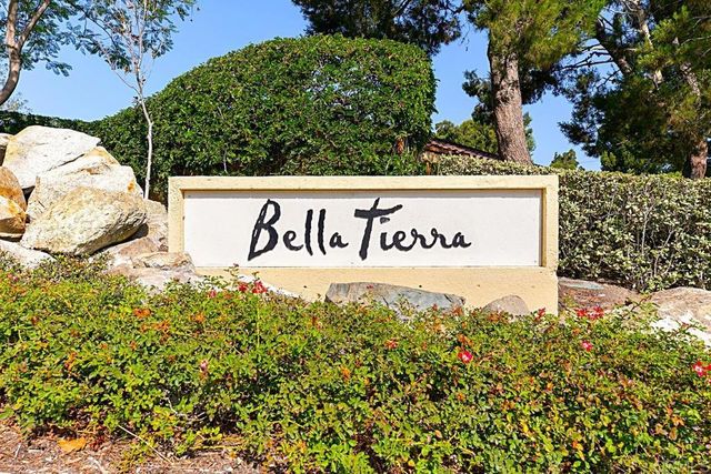 25551 Indian Hill Lane A, Laguna Hills, CA 92653