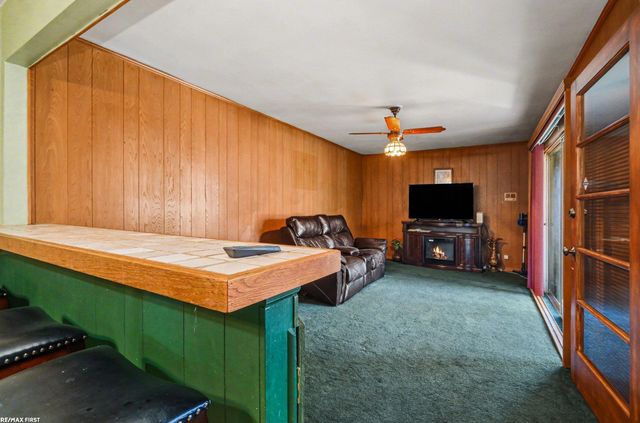 19063 Biscayne Avenue, Eastpointe, MI 48021