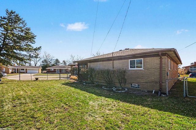 19063 Biscayne Avenue, Eastpointe, MI 48021