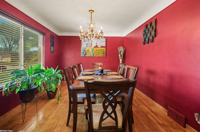 19063 Biscayne Avenue, Eastpointe, MI 48021