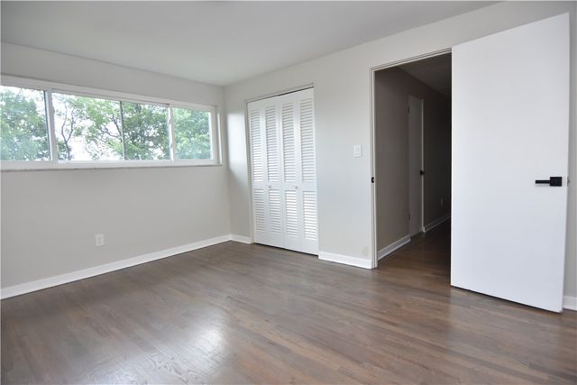 145 Mapledale Dr, Munhall, PA 15120