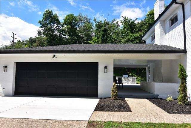 145 Mapledale Dr, Munhall, PA 15120