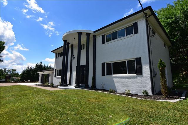 145 Mapledale Dr, Munhall, PA 15120