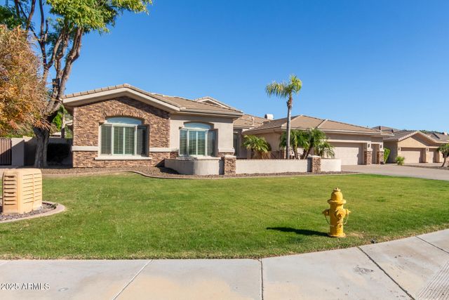 25817 N LAWLER Loop, Phoenix, AZ 85083