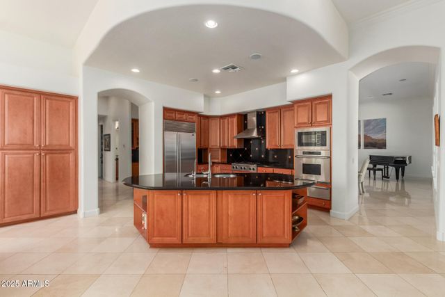 25817 N LAWLER Loop, Phoenix, AZ 85083