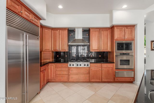 25817 N LAWLER Loop, Phoenix, AZ 85083