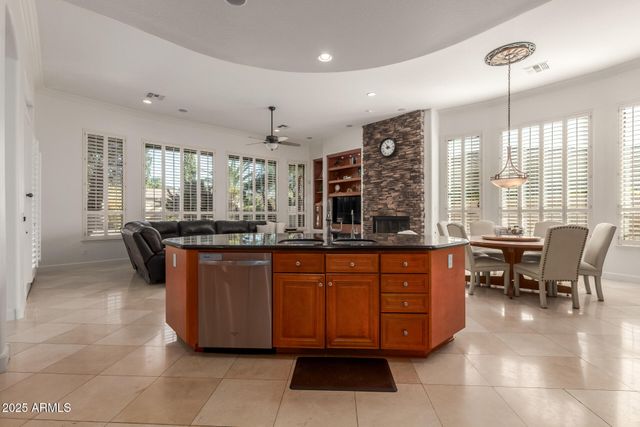 25817 N LAWLER Loop, Phoenix, AZ 85083