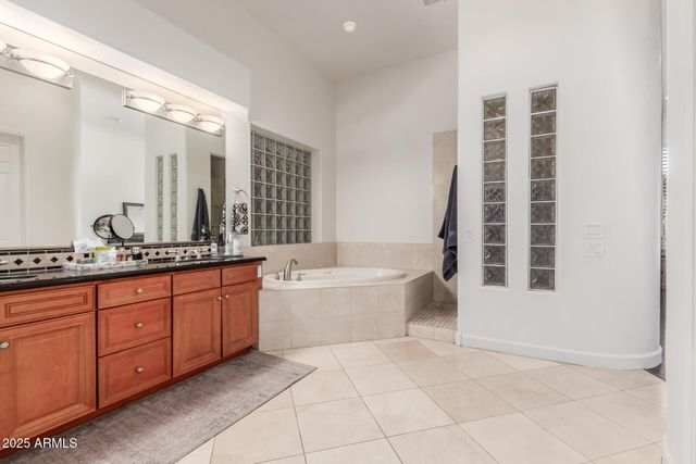 25817 N LAWLER Loop, Phoenix, AZ 85083