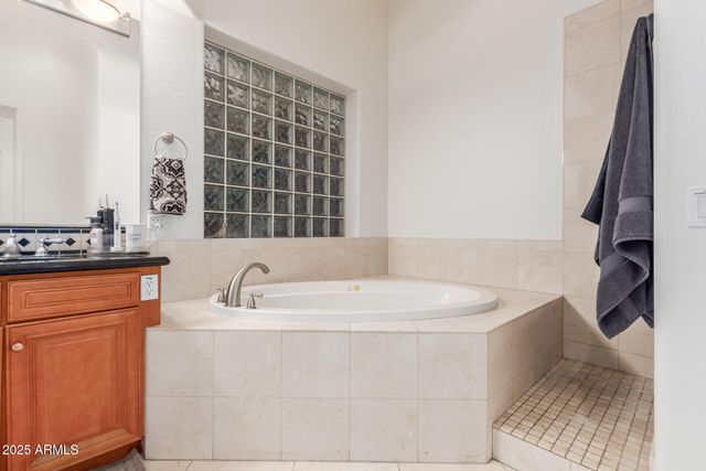 25817 N LAWLER Loop, Phoenix, AZ 85083