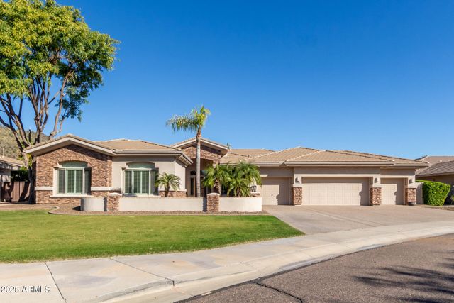 25817 N LAWLER Loop, Phoenix, AZ 85083