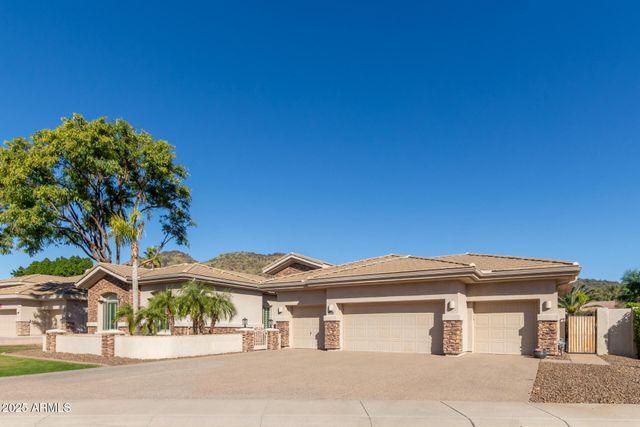 25817 N LAWLER Loop, Phoenix, AZ 85083