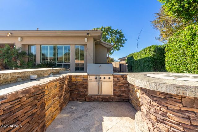 25817 N LAWLER Loop, Phoenix, AZ 85083