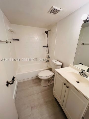 11101 Royal Palm Blvd 113, Coral Springs, FL 33065