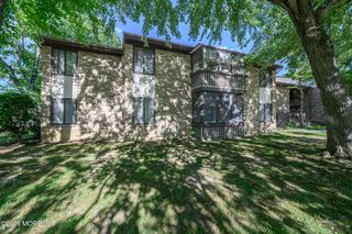 178 Amberly Drive A, Manalapan, NJ 07726