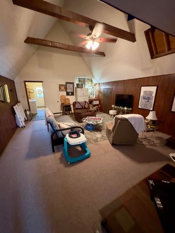 7120 N Hwy 127, Albany, KY 42602