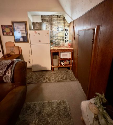 7120 N Hwy 127, Albany, KY 42602