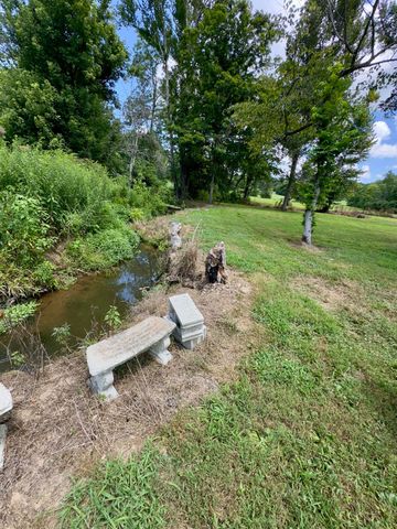 7120 N Hwy 127, Albany, KY 42602