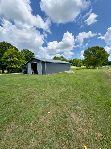 7120 N Hwy 127, Albany, KY 42602