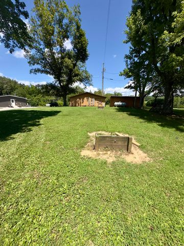 7120 N Hwy 127, Albany, KY 42602