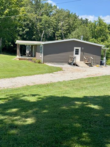 7120 N Hwy 127, Albany, KY 42602