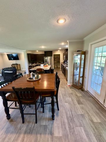 7120 N Hwy 127, Albany, KY 42602